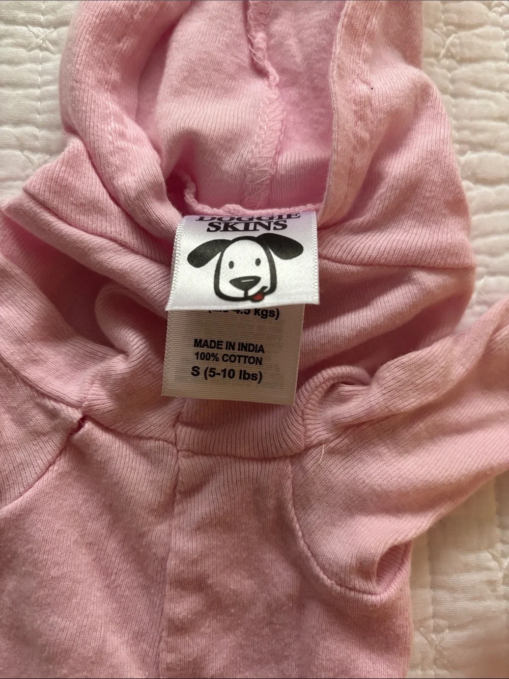 5/$15! Pink hooded dog shirt with saying, “Protected by a Nurse